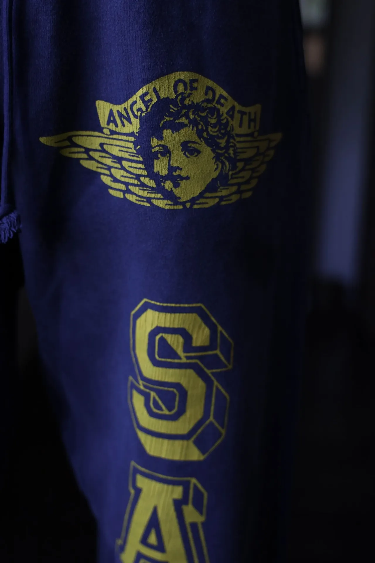 SAINT M×××××× ANGEL SWEATER PANTS/NAVY Angel Reborn Blue Sweatpants Washed Blue S-XL Assute Garment Dyeing Full Clothes Water Fading Dirty and Distressed New Vintage Ceiling God Cut Original Same Style